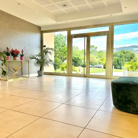 My Resid Cannes Marina Vue Piscine Apartment *